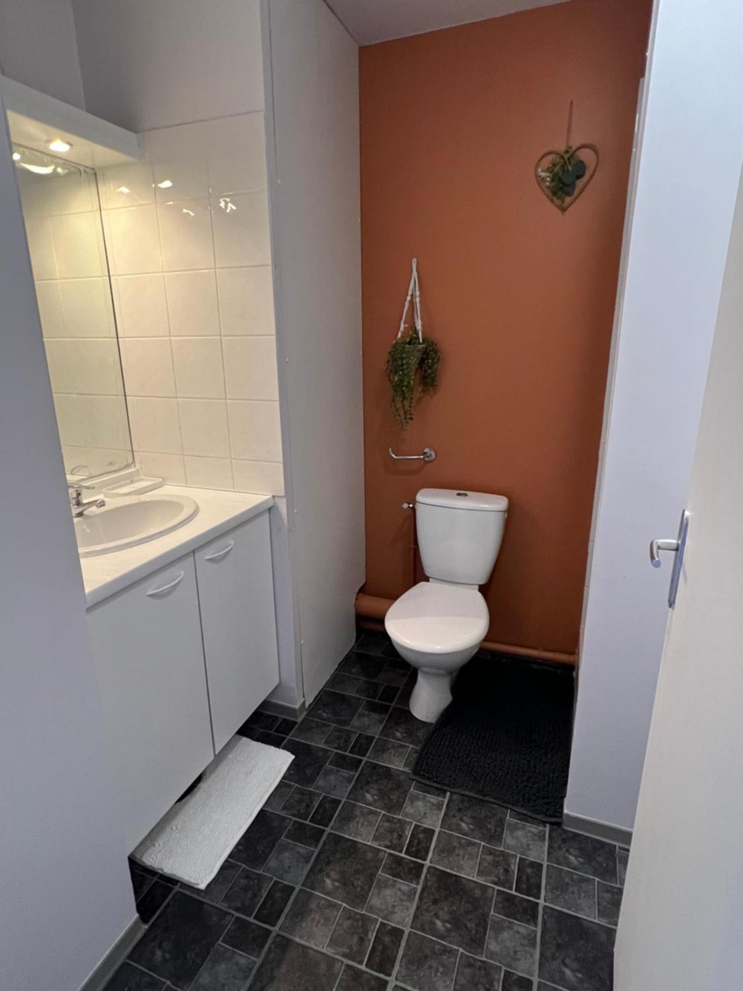 Studio Appart'Hotel Gare Tgv Avec Place Privee Avignon Exteriör bild